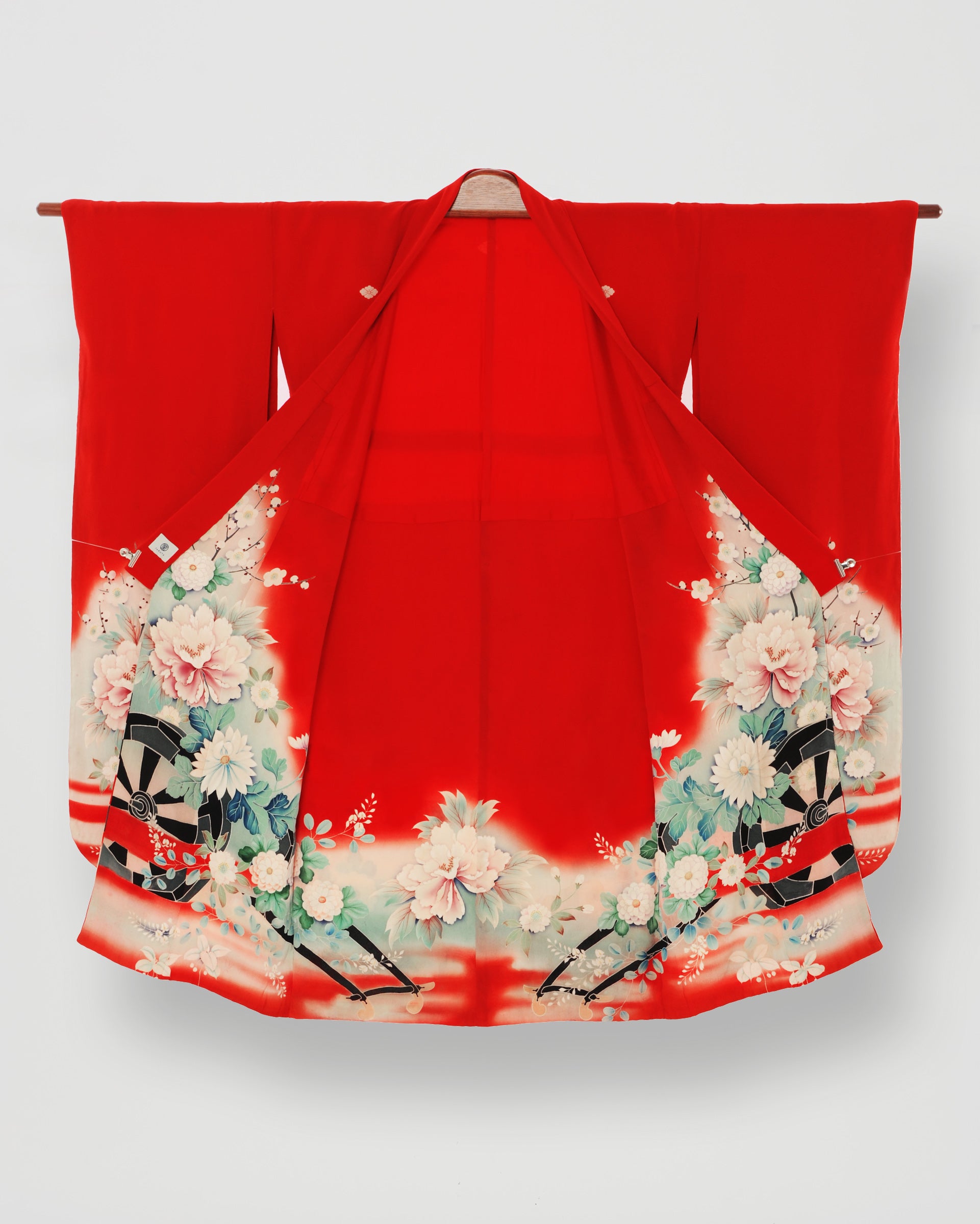 Imperial Floral Carriage