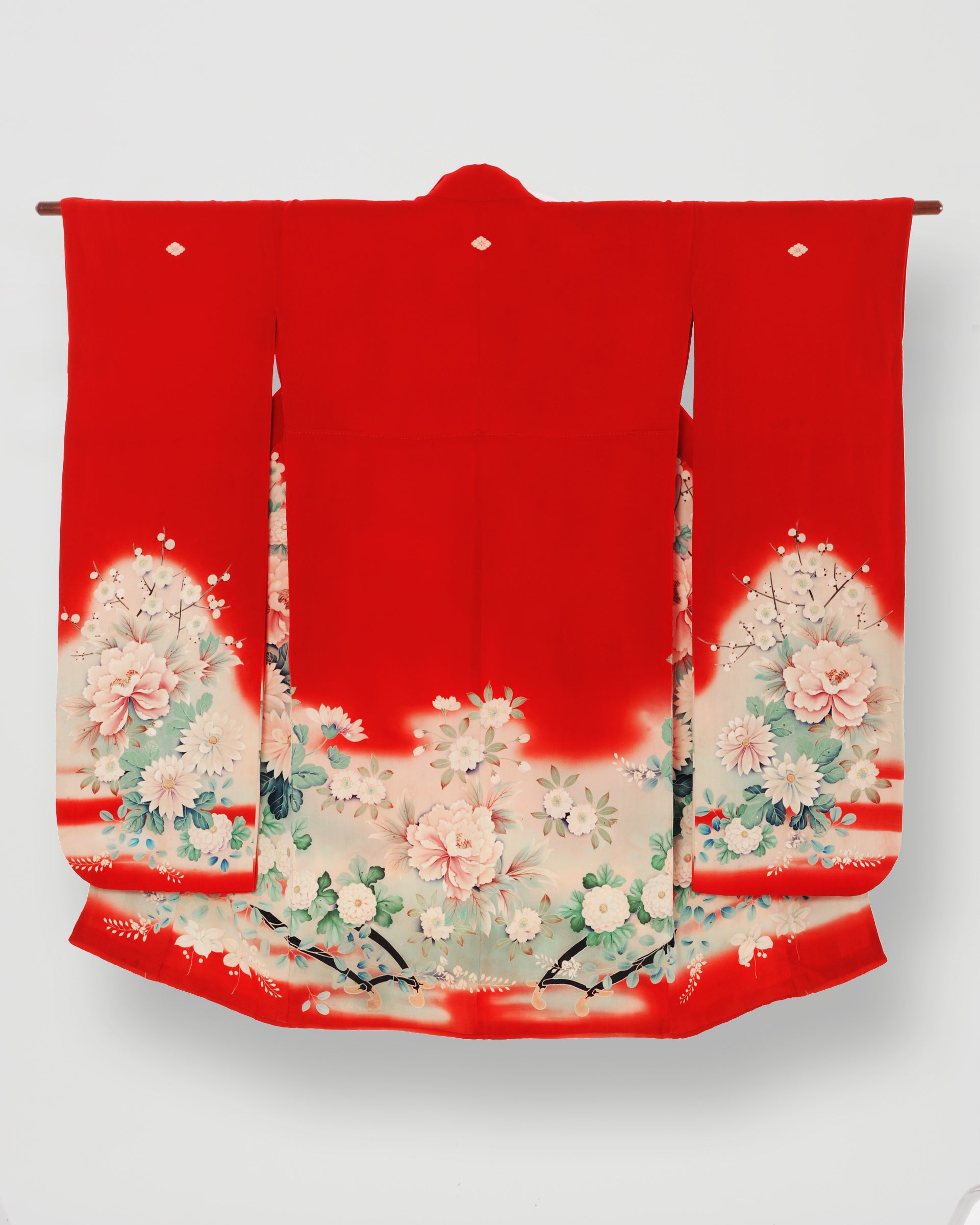 Imperial Floral Carriage