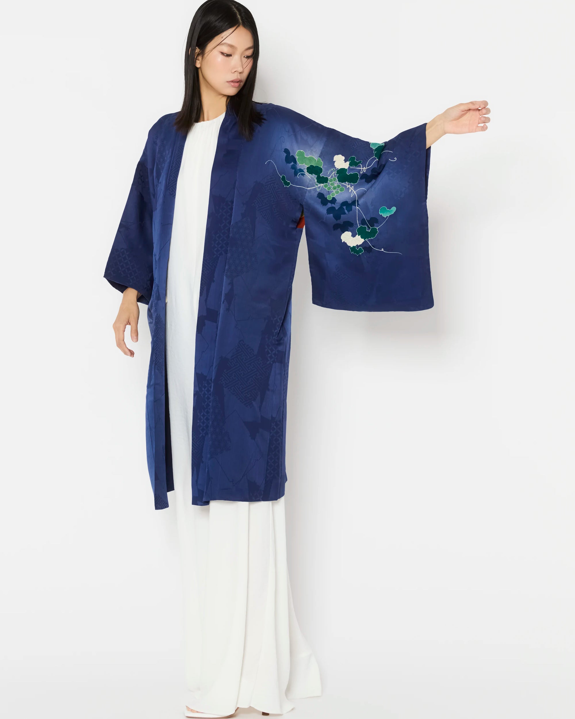 ミッドナイトブルー