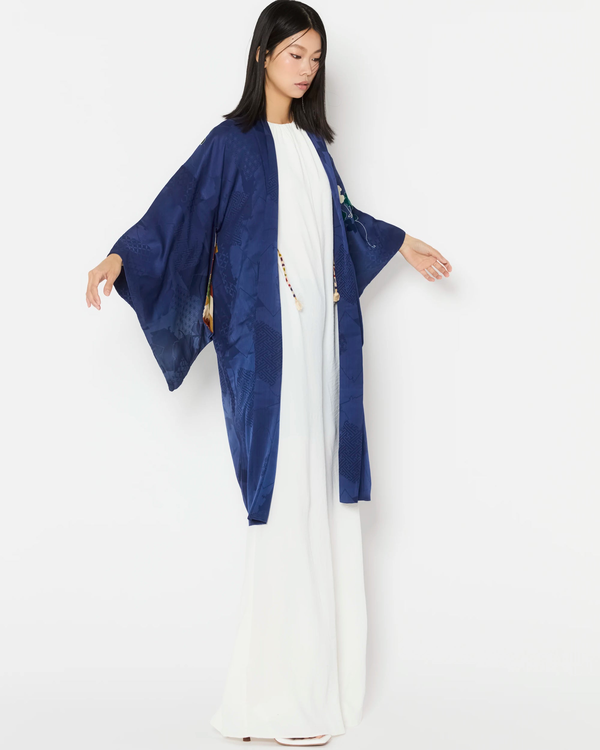 ミッドナイトブルー