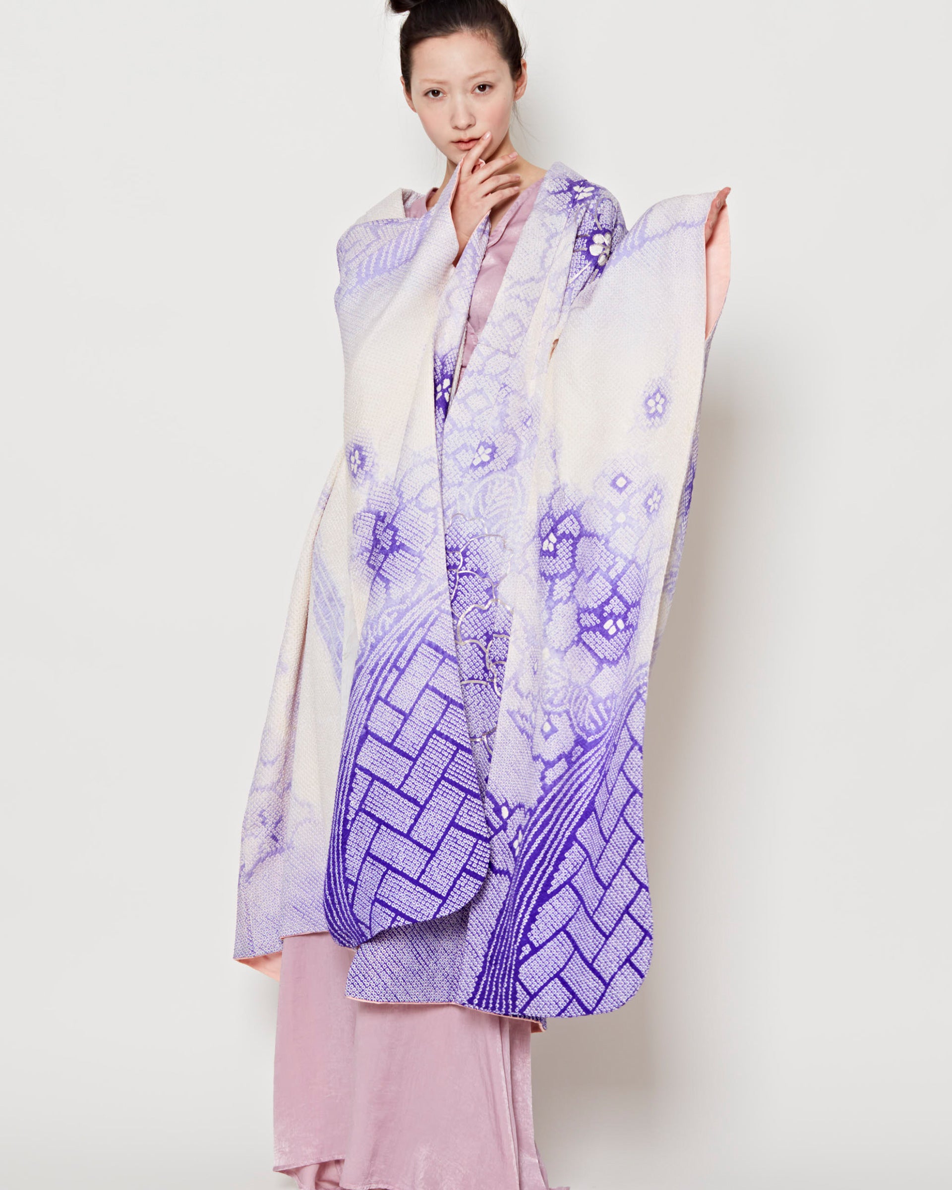 Floral &quot;Kanako Shibori&quot; Tie-dye